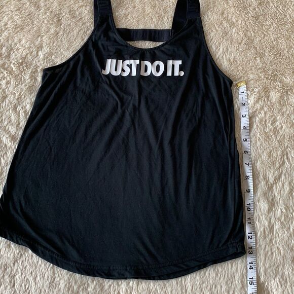 Nike black activewear tank top - Picture 16 of 16